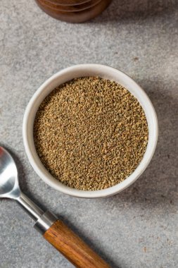 Çiğ Kahverengi Organik Kereviz Yemek Kasesindeki Tohumlar