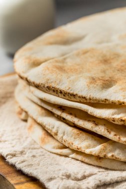 Yığınla Ev Yapımı Pita Ekmeği