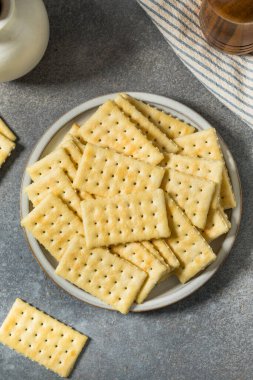Organic Salty Rectrangle Butter Crackers with Sea Salt