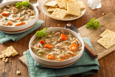 ev yapımı tavuk çorbası