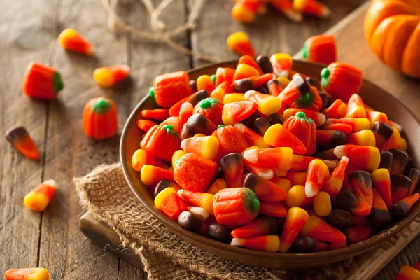 Feestelijke suikerhoudende Halloween snoep — Stockfoto