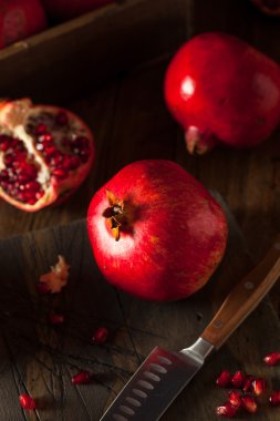 Ham organik kırmızı nar