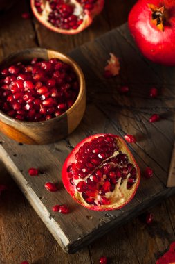 Ham organik kırmızı nar