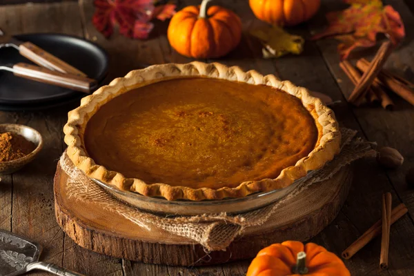 Festive Homemade Pumpkin Pie — Stock Photo, Image