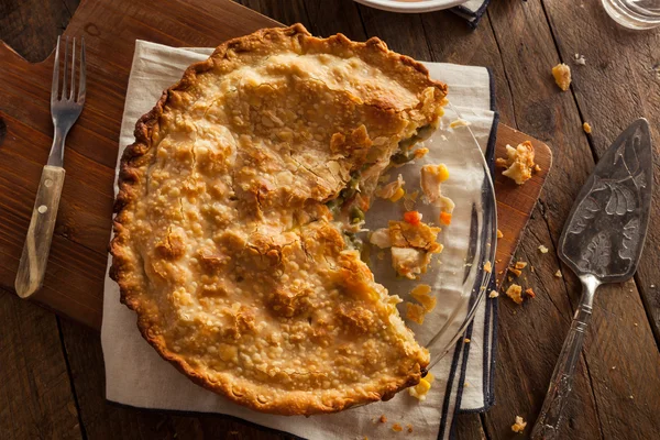 Stevige zelfgemaakte kip Pot Pie — Stockfoto