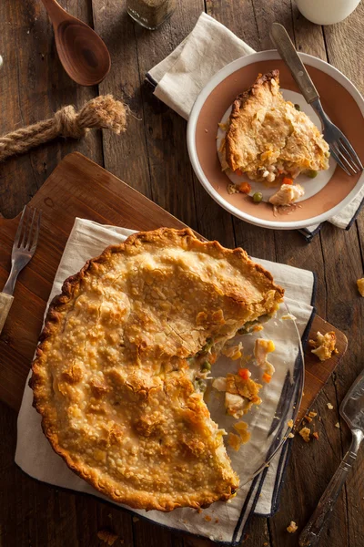 Stevige zelfgemaakte kip Pot Pie — Stockfoto