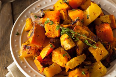 Ev yapımı kavrulmuş sebze