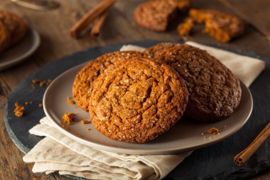 Sıcak ev yapımı Gingersnap kurabiye