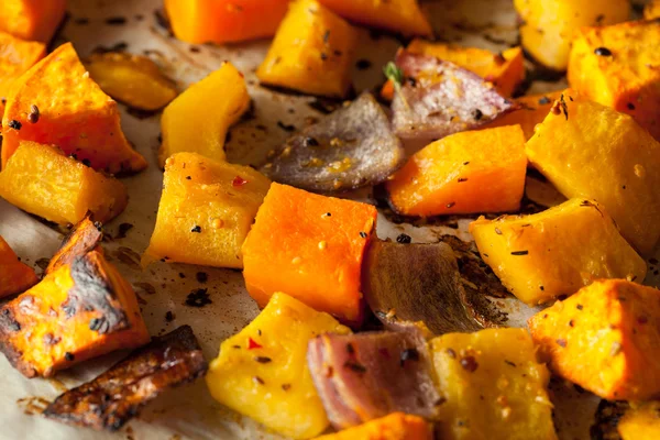Homemade Roasted Root Vegetables — Stock Photo, Image