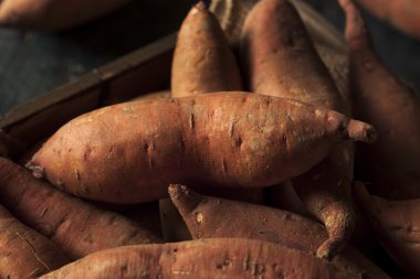 Ham organik tatlı patates