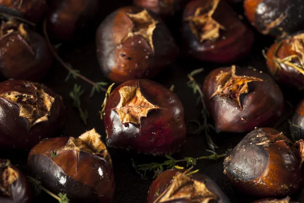 Organic Roasted Chestnuts with Herbs — Stock Photo, Image