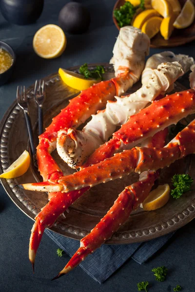 Főtt szerves alaszkai King Crab láb — Stock Fotó