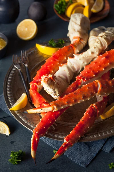 Főtt szerves alaszkai King Crab láb — Stock Fotó