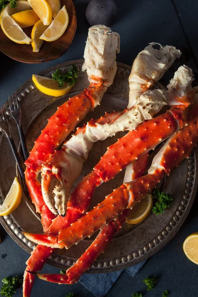 Főtt szerves alaszkai King Crab láb — Stock Fotó