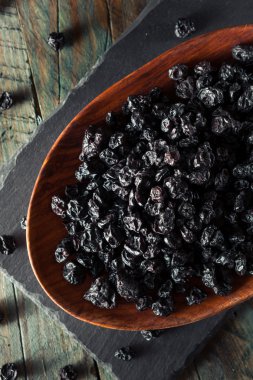 Sağlıklı ham kuru yaban mersini