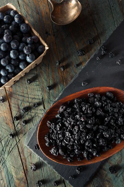 Healthy Raw Dried Blueberries — Stock Photo, Image
