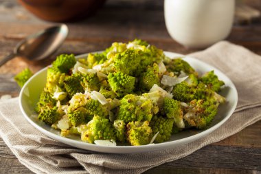 Organik yeşil pişmiş Romanesco