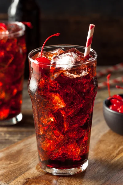 Sweet verfrissende Cherry Cola — Stockfoto