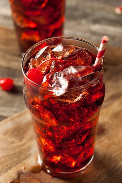 Sweet verfrissende Cherry Cola — Stockfoto