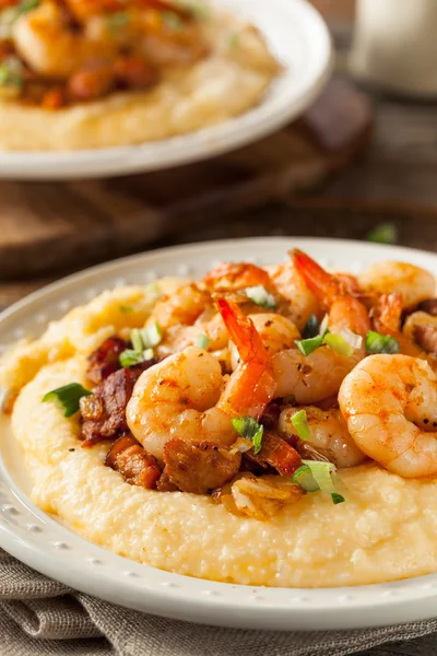 Camarones y sémola caseros — Foto de Stock