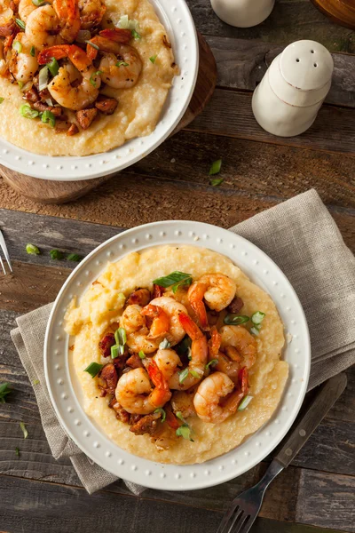 Homemade Shrimp and Grits — Stock Photo, Image