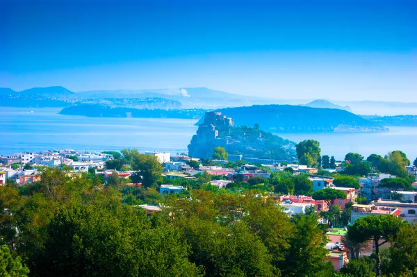 Ischia, 이탈리아에서 아라곤 어 성 — 스톡 사진