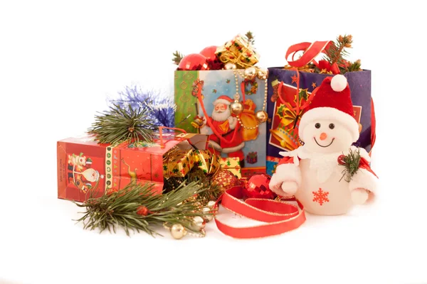 Enorme variedade de presentes e decorações de Natal . — Fotografia de Stock