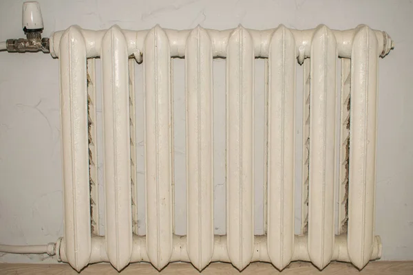 Termostatlı radyatör.