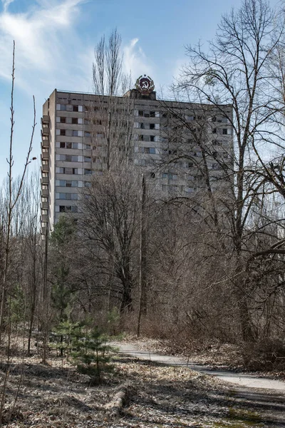 Εγκαταλελειμμένη Πολυκατοικία Στην Πόλη Pripyat Του Τσερνομπίλ — Φωτογραφία Αρχείου