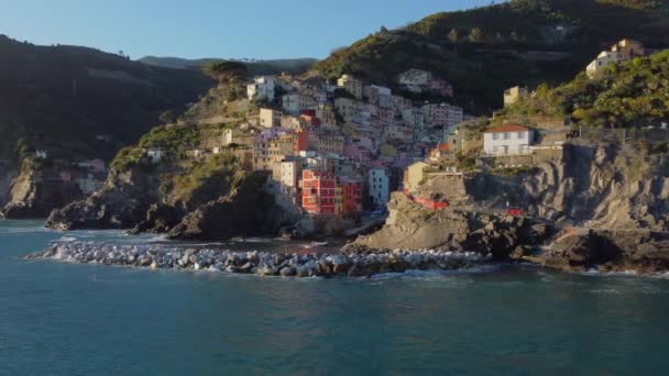 Liguria Talya Nın Ünlü Simgesi Cinque Terre Riomaggiore Hava Manzarası — Stok video