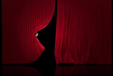 el bir courtain açılıyor