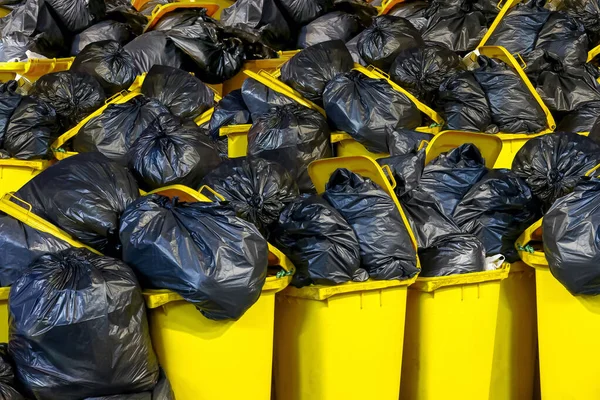 Műanyag Zsák Hulladék Sok Kukában Szemét Szemét Szennyezés Szemét — Stock Fotó