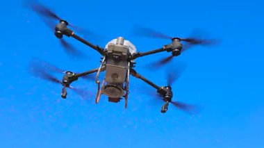 Tarımsal İHA 'lar, tarımsal İHA' lar havaya pirinç tohumları ekiyor, tarım verimliliğini artırıyor ve emeği azaltıyor, akıllı tarım, modern tarım ve yenilikçi teknolojiyi temsil ediyor.