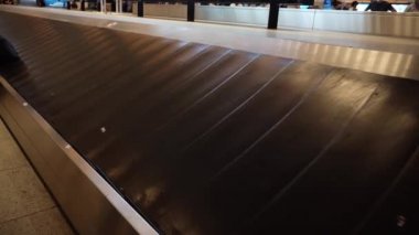 Havaalanındaki bagaj.