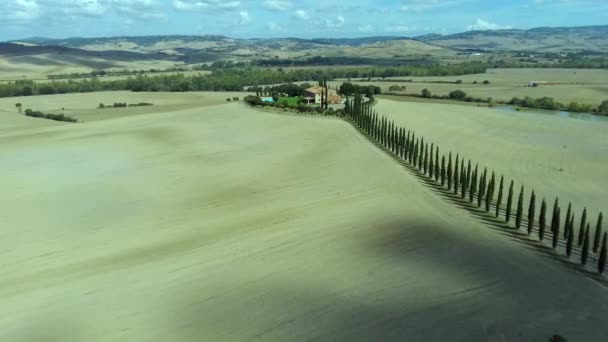Drone vista aérea del campo en la región de Chianti en Toscana — Vídeos de Stock