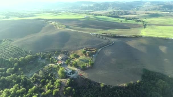 Tuscany Countryside Aerial Landscape Fields Vineyards Roads Sunset Italy — Stock Video