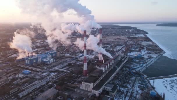 Poluição Industrial Fábrica Gases Escape Chaminé Zona Industrial Fumo Grosso — Vídeo de Stock