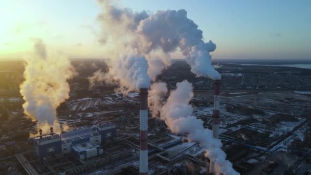 Pollution Industrielle Gaz Échappement Des Cheminées Zone Industrielle Fumée Épaisse — Video