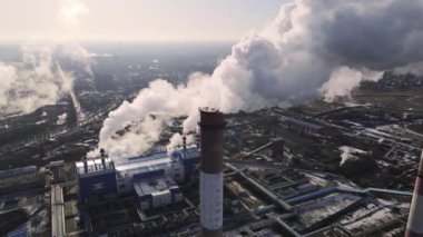 Atmosferde dumanlı karbon gazlarının endüstriyel emisyonları