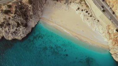 Türkiye 'nin tatil beldesi Kaputas plajında yaz tatili