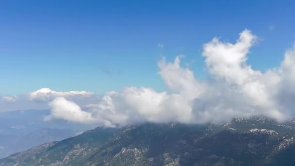 Timelapse Nubes Montaña Día Verano Montaña Babadag Turquía — Vídeos de Stock