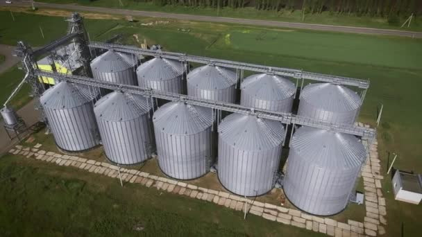 Steel grain silos for grain storage — Vídeos de Stock