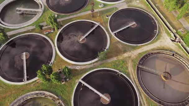 Estação Tratamento Águas Residuais Filtração Água Suja Esgoto Vista Aérea — Vídeo de Stock