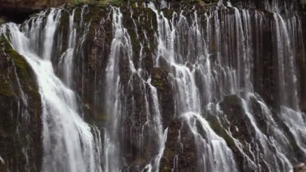 Aladaglar Nationalpark Vattenfall Vattenfall Aladaglar Nationalpark Turkiet Kapuzbasi Vattenfall Kayseri — Stockvideo