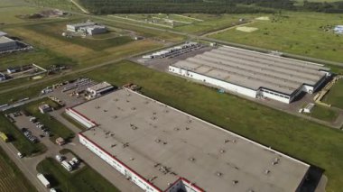 Sanayi bölgesi ve teknoloji parkı. Yukarıdan sanayi, havadan çekim