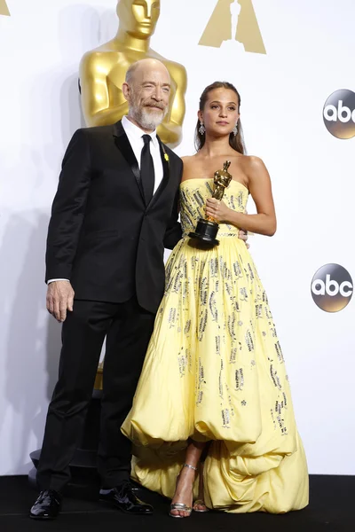 J.K. Simmons, Alicia Vikander — Stock Photo, Image