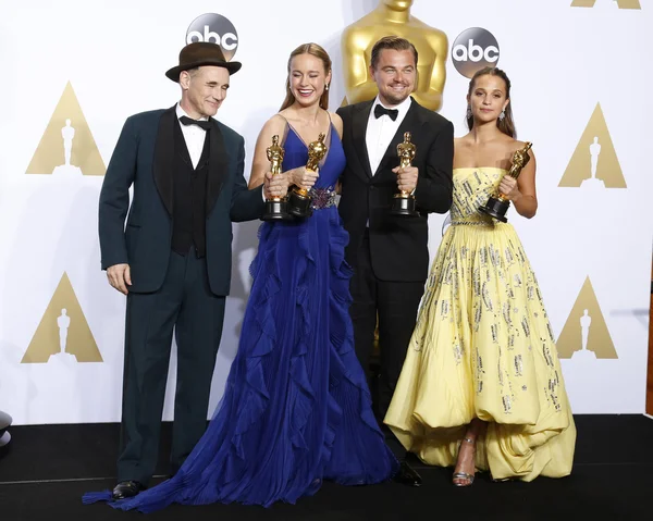 Mark Rylance, Brie Larson, Leonardo DiCaprio, Alicia Vikander — Stock Photo, Image