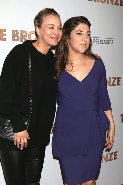 Jim Parsons, Mayim Bialik — Foto Stock