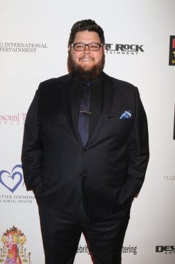 aktör Charley Koontz