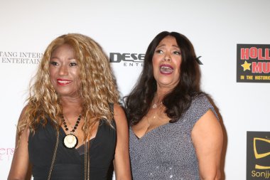 Anita Pointer, Bonnie Pointer